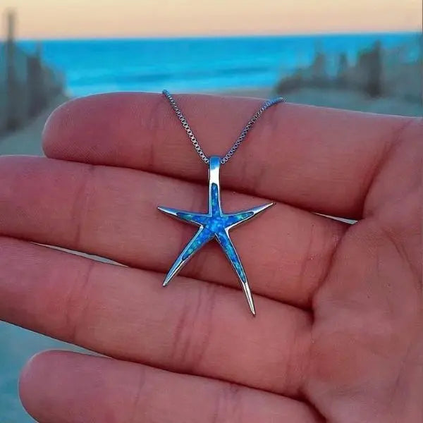 Collana a Stella Marina con Opale Blu Argentata