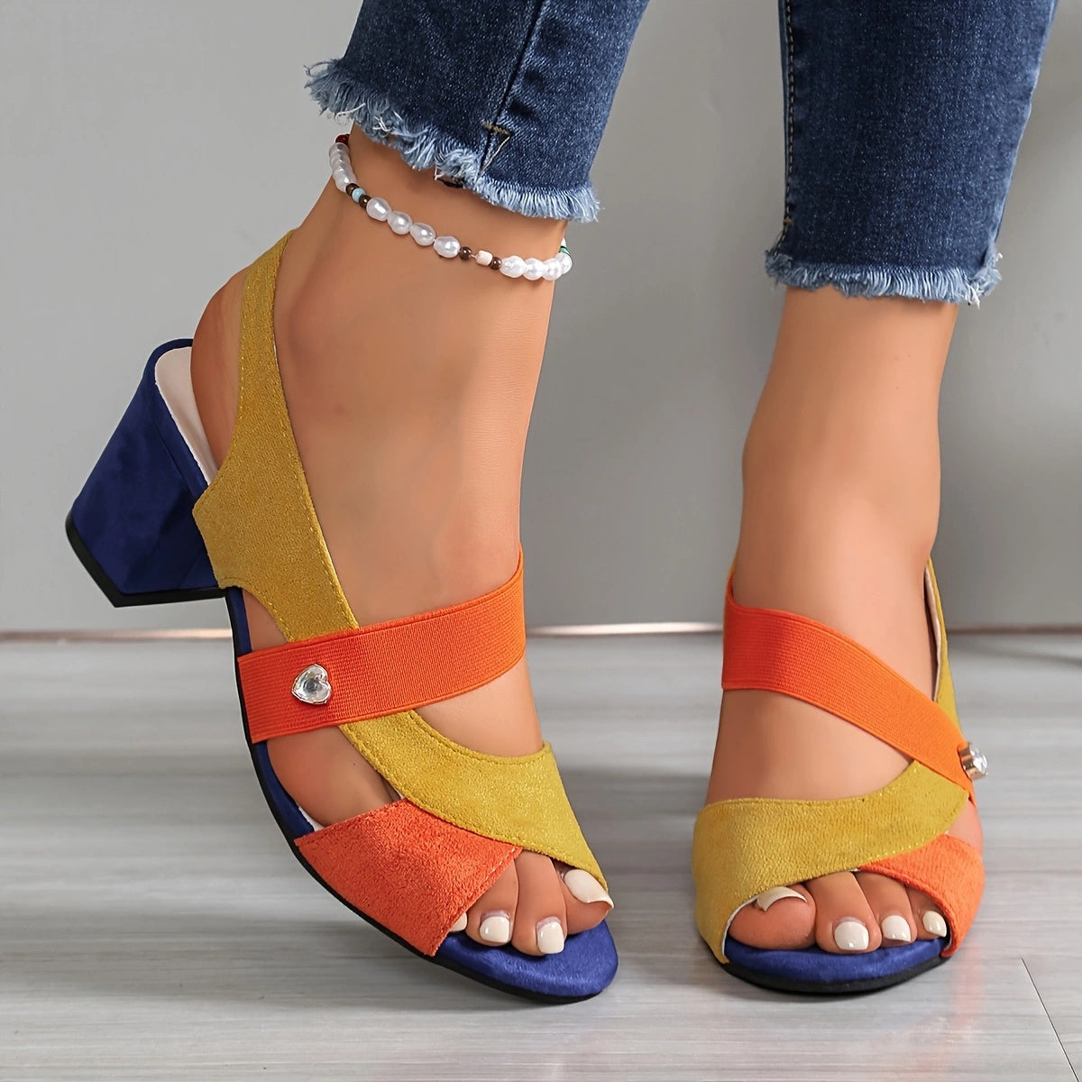 Elara | Tacchi comfort con cinturini incrociati