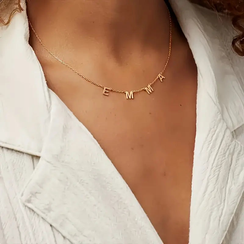 Collana con Iniziale Dorata