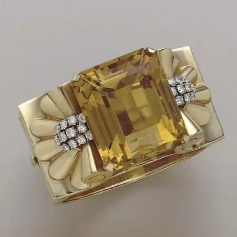 Anello Vintage con Cristallo Dorato