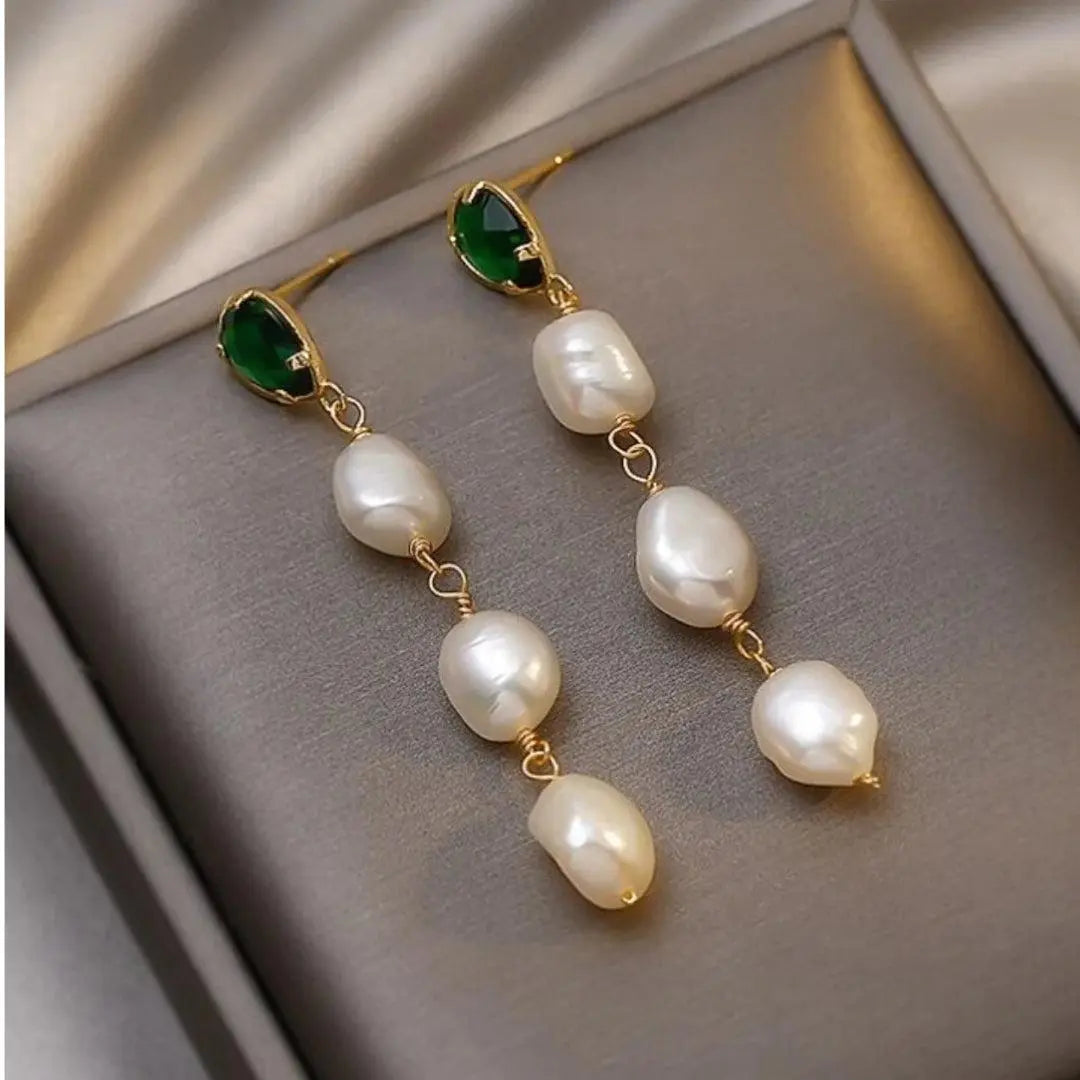 Orecchini con Perle e Pietra Verde Dorati