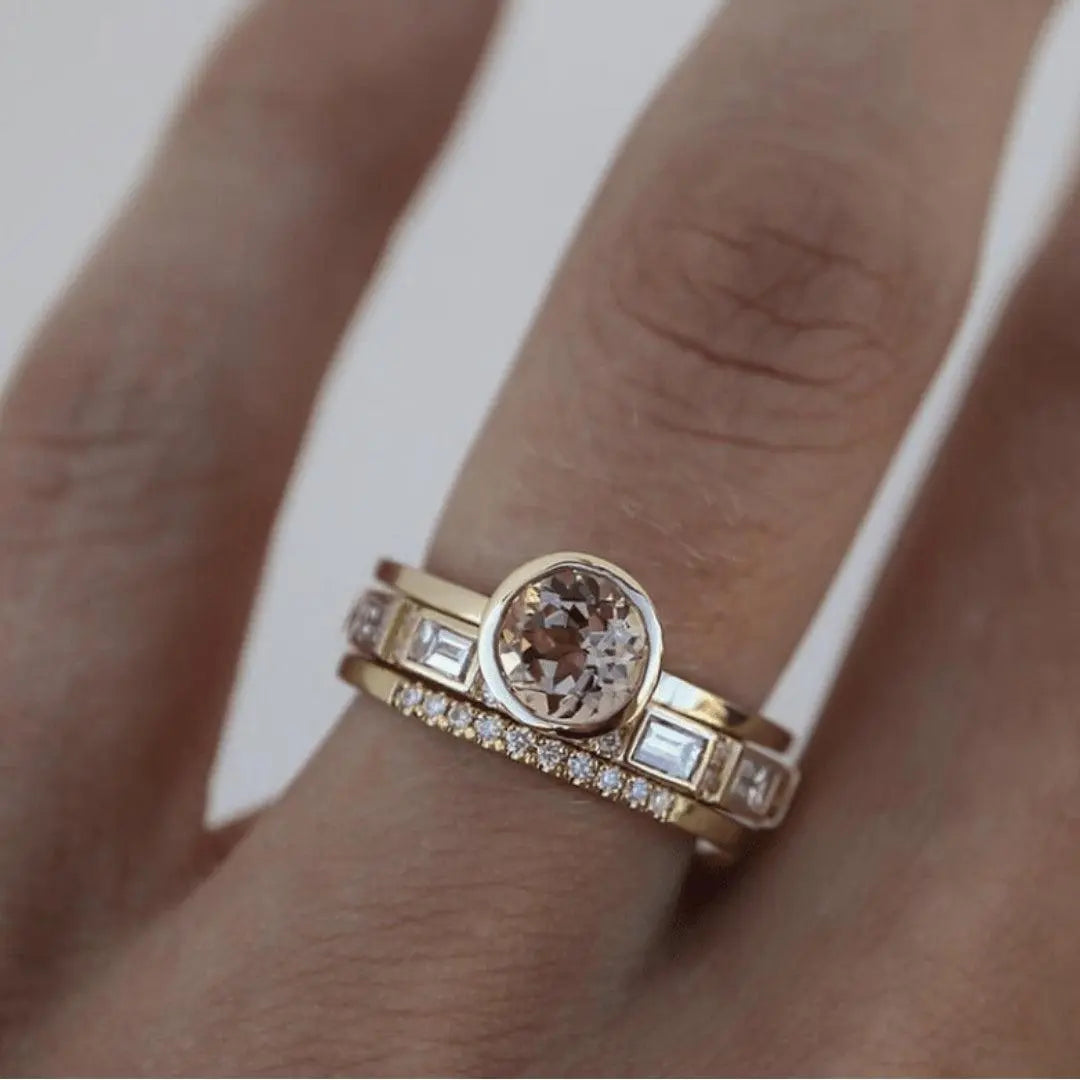 Anello Vintage con Zirconia Dorato