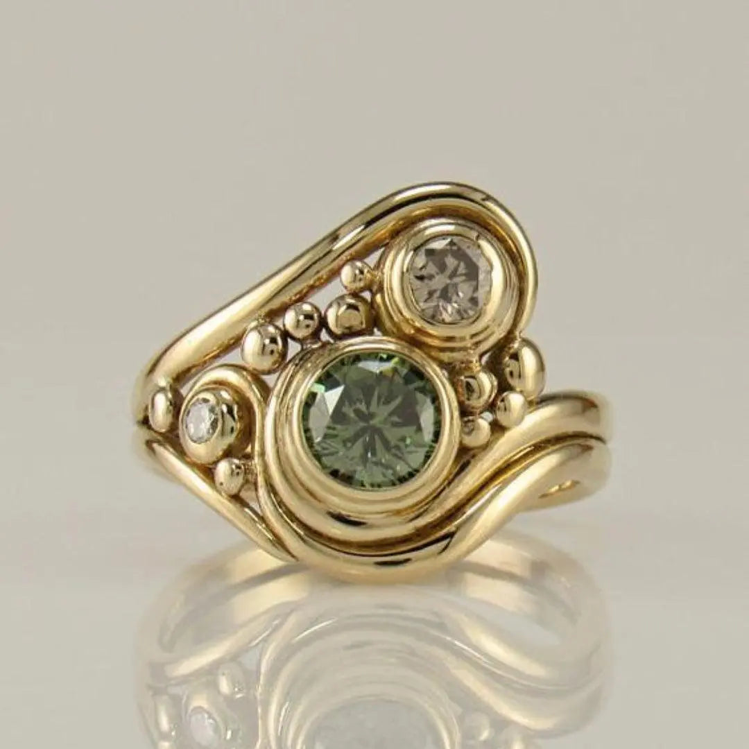 Anello Vintage con Zirconia Verde Dorato