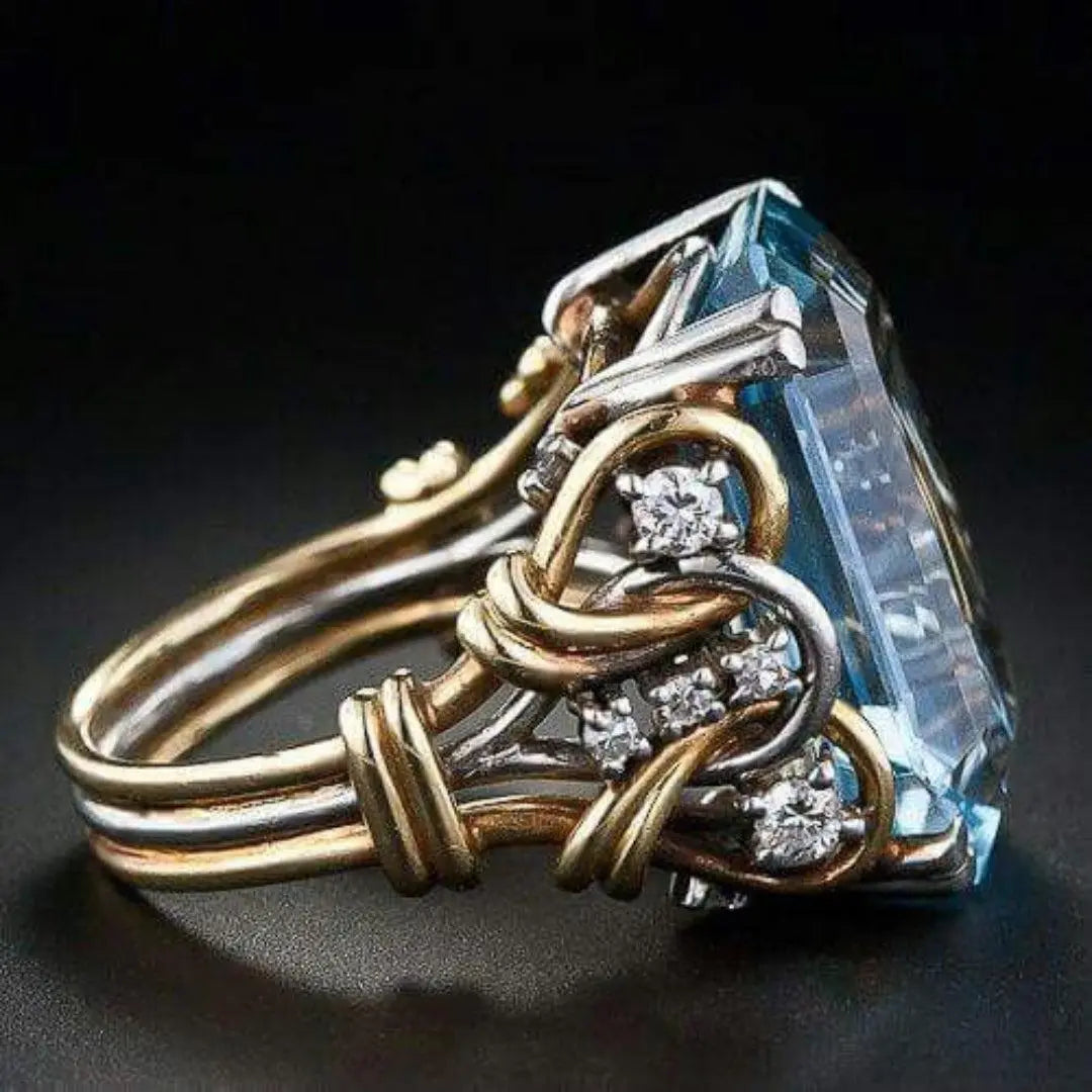 Anello Vintage con Zirconia Blu Dorato