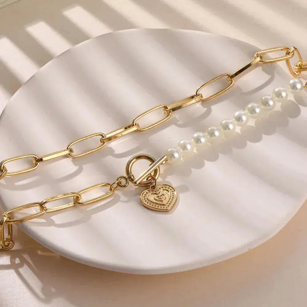 Collana con Ciondolo a Cuore e Perle Dorata