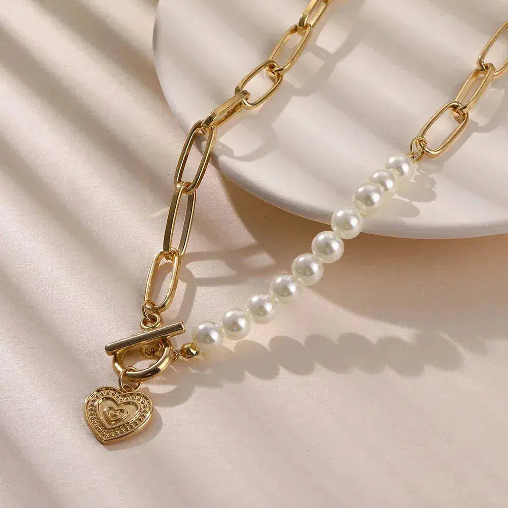 Collana con Ciondolo a Cuore e Perle Dorata