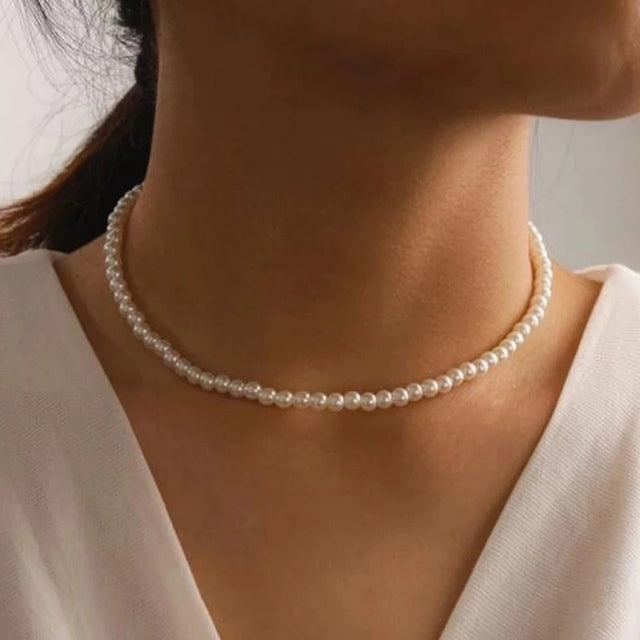 Collana con Perline e Perle Argentata