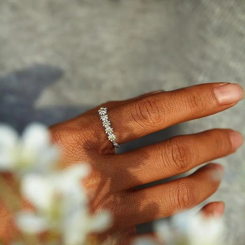 Anello Regolabile Dipinto a Mano Floreale con Smalto Argentato