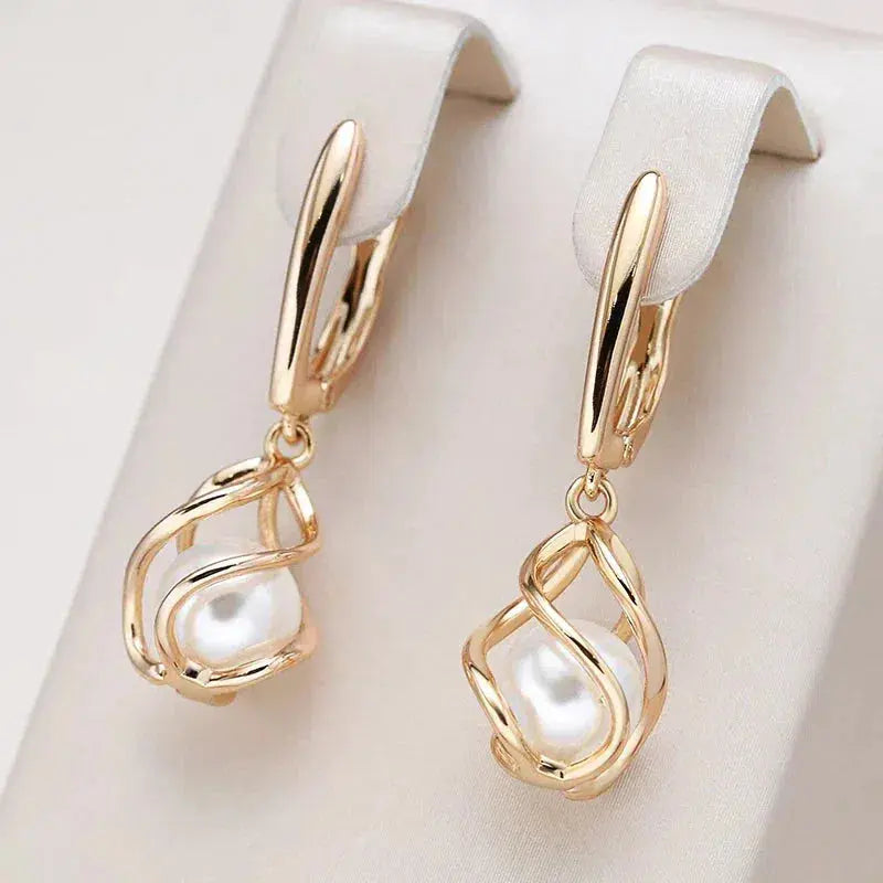 Orecchini Elegante con Perle Dorati