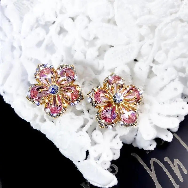 Orecchini con Zirconia Argentati