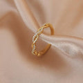 Anello Regolabile con Zirconia Dorato