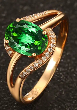 Anello Vintage con Zirconia e Cristallo Dorato