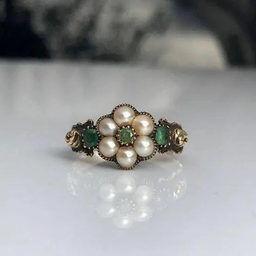 Anello Vintage Floreale con Perline e Perle Verde
