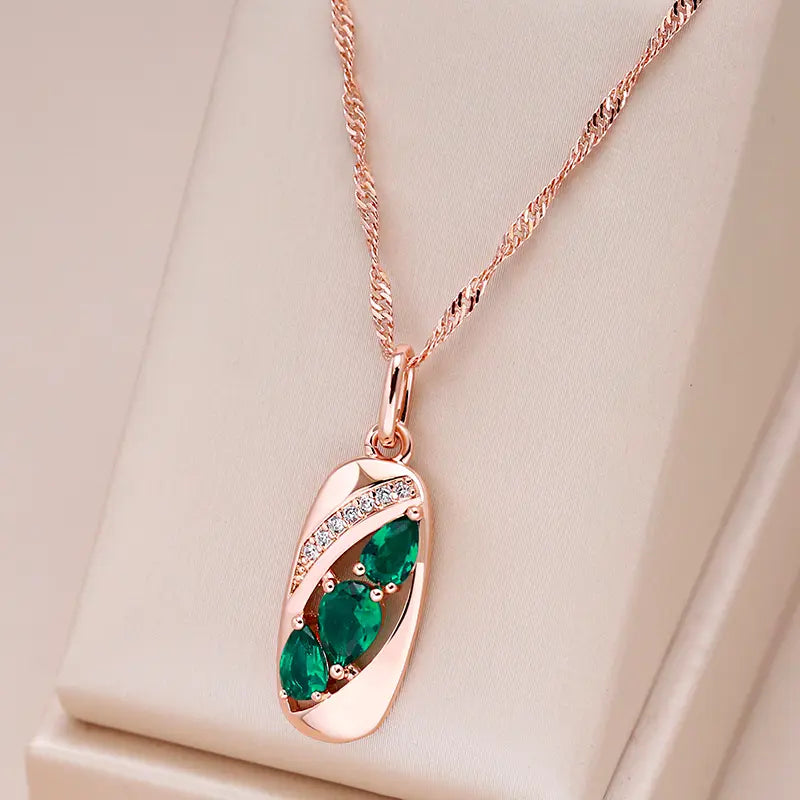 Collana con Cristallo Verde Dorata