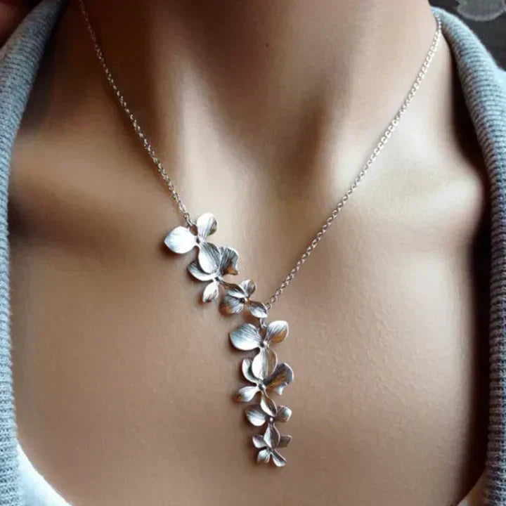 Collana Vintage Floreale Argentata
