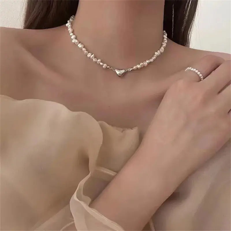 Collana Elegante a Cuore Argentata