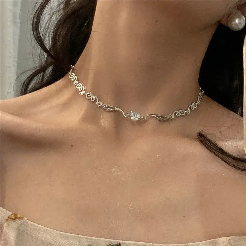 Collana Elegante a Cuore con Zirconia