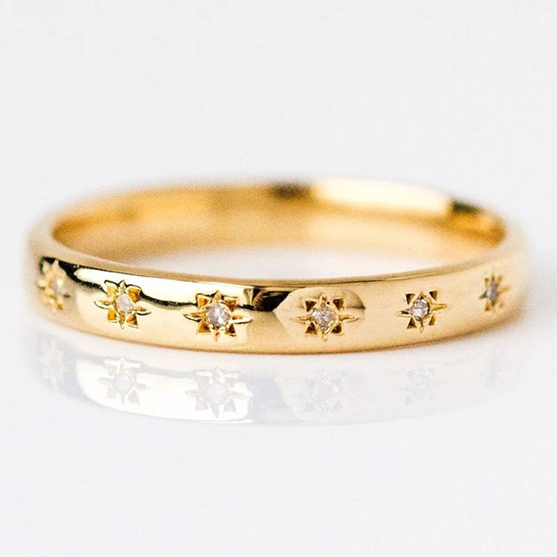 Anello Vintage con Zirconia Dorato
