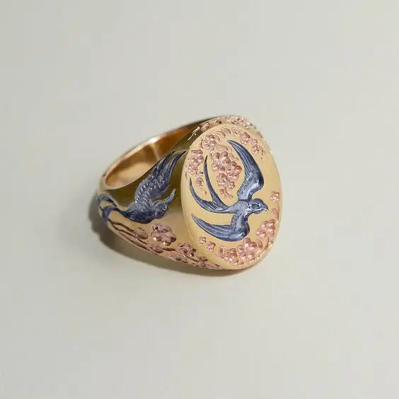 Anello Vintage con Colibrì Dorato
