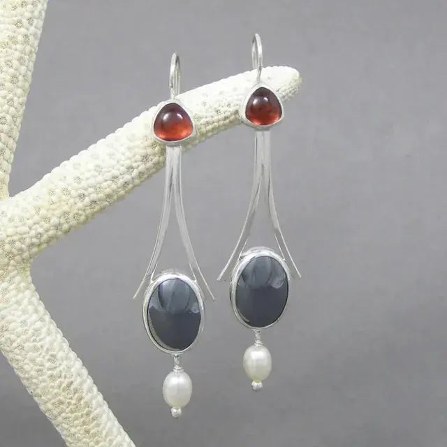 Orecchini Vintage con Perle e Cristallo Rosso
