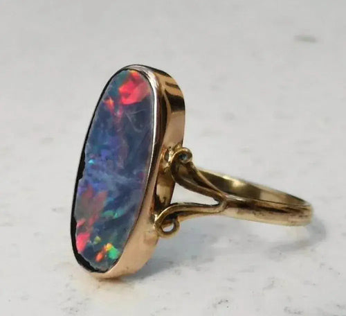Anello Vintage con Opale Multicolore