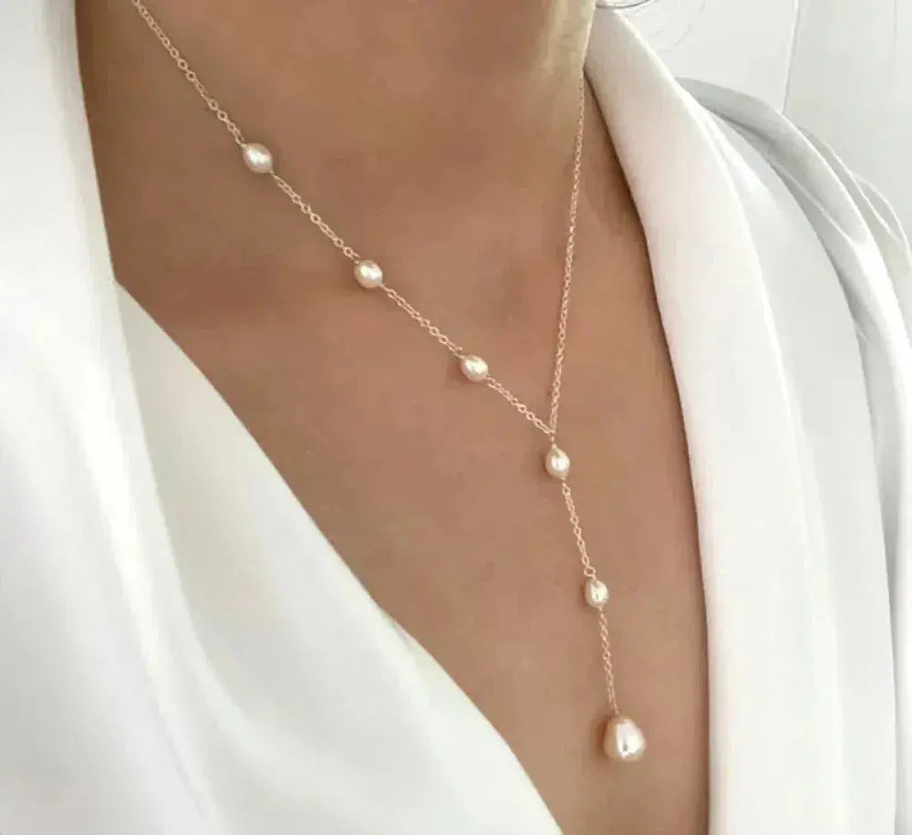 Collana con Ciondolo Vintage e Perle